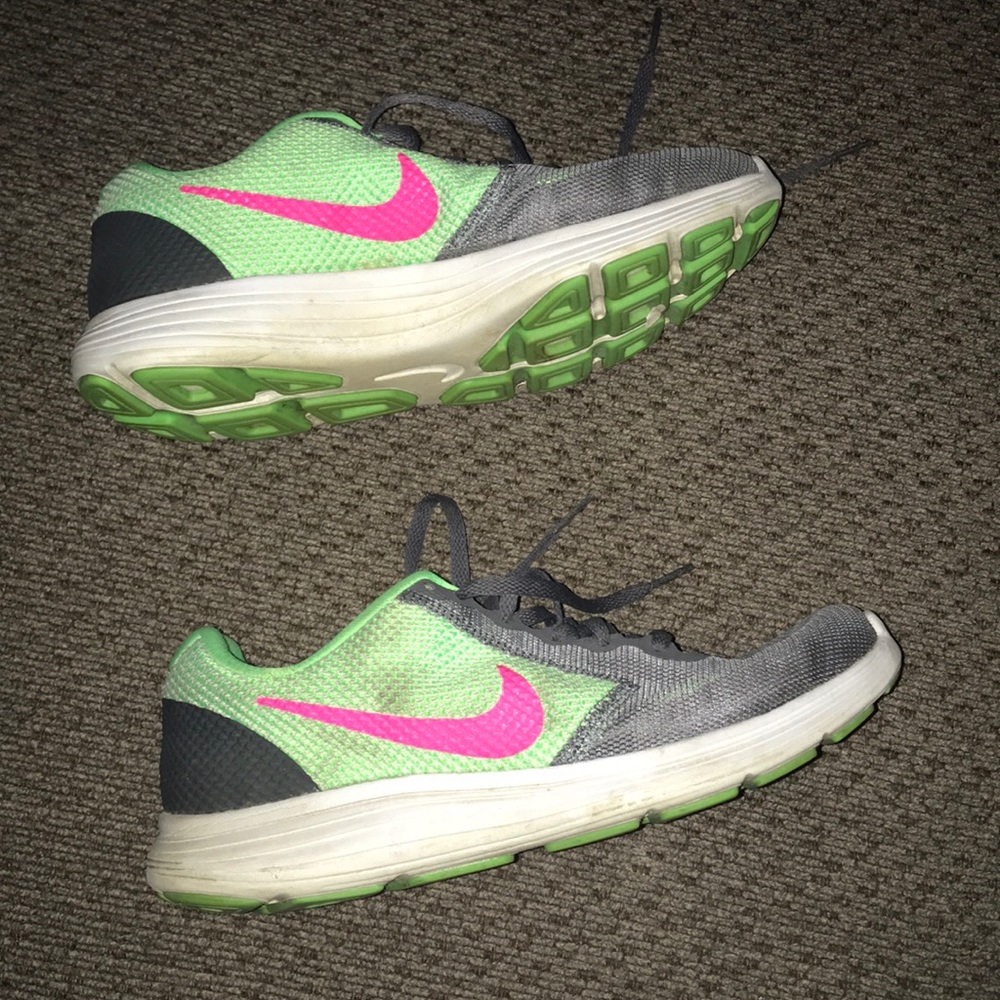 women’s bike sneakers